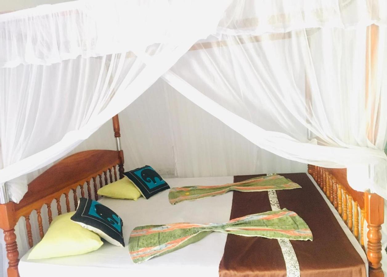 Sunrise Guest House & Restaurant Tangalle Εξωτερικό φωτογραφία