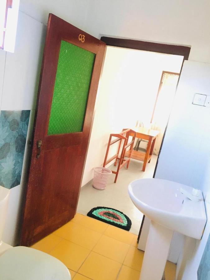 Sunrise Guest House & Restaurant Tangalle Εξωτερικό φωτογραφία