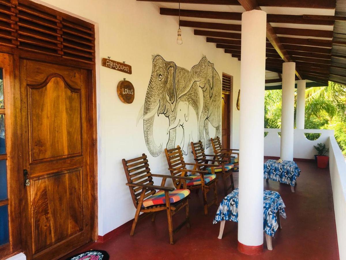 Sunrise Guest House & Restaurant Tangalle Εξωτερικό φωτογραφία