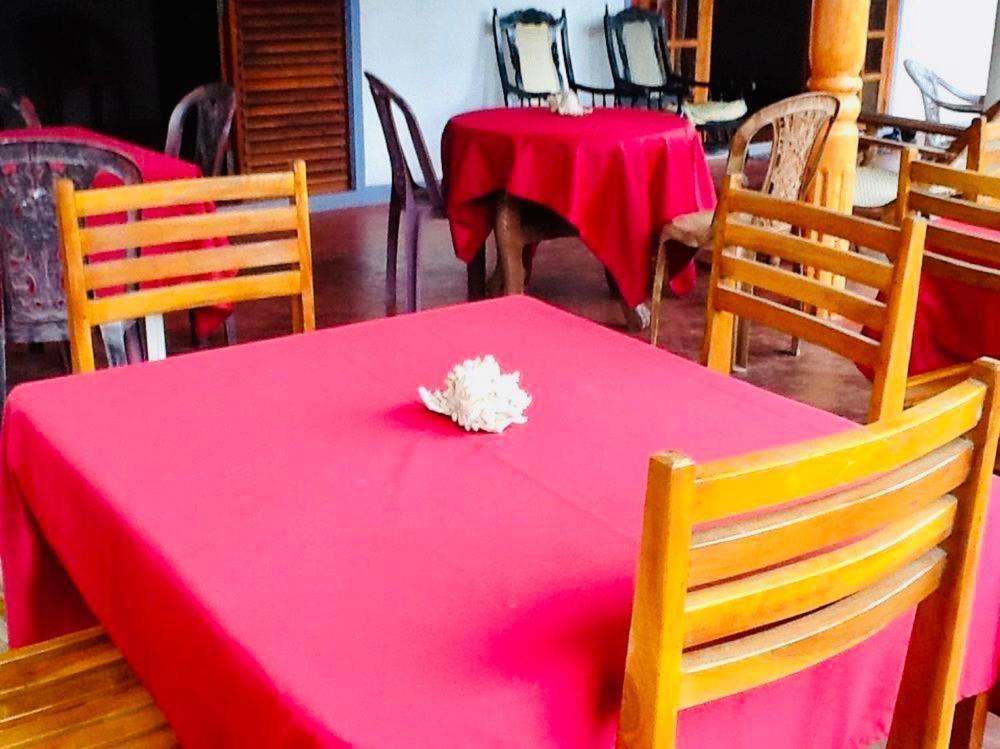 Sunrise Guest House & Restaurant Tangalle Εξωτερικό φωτογραφία