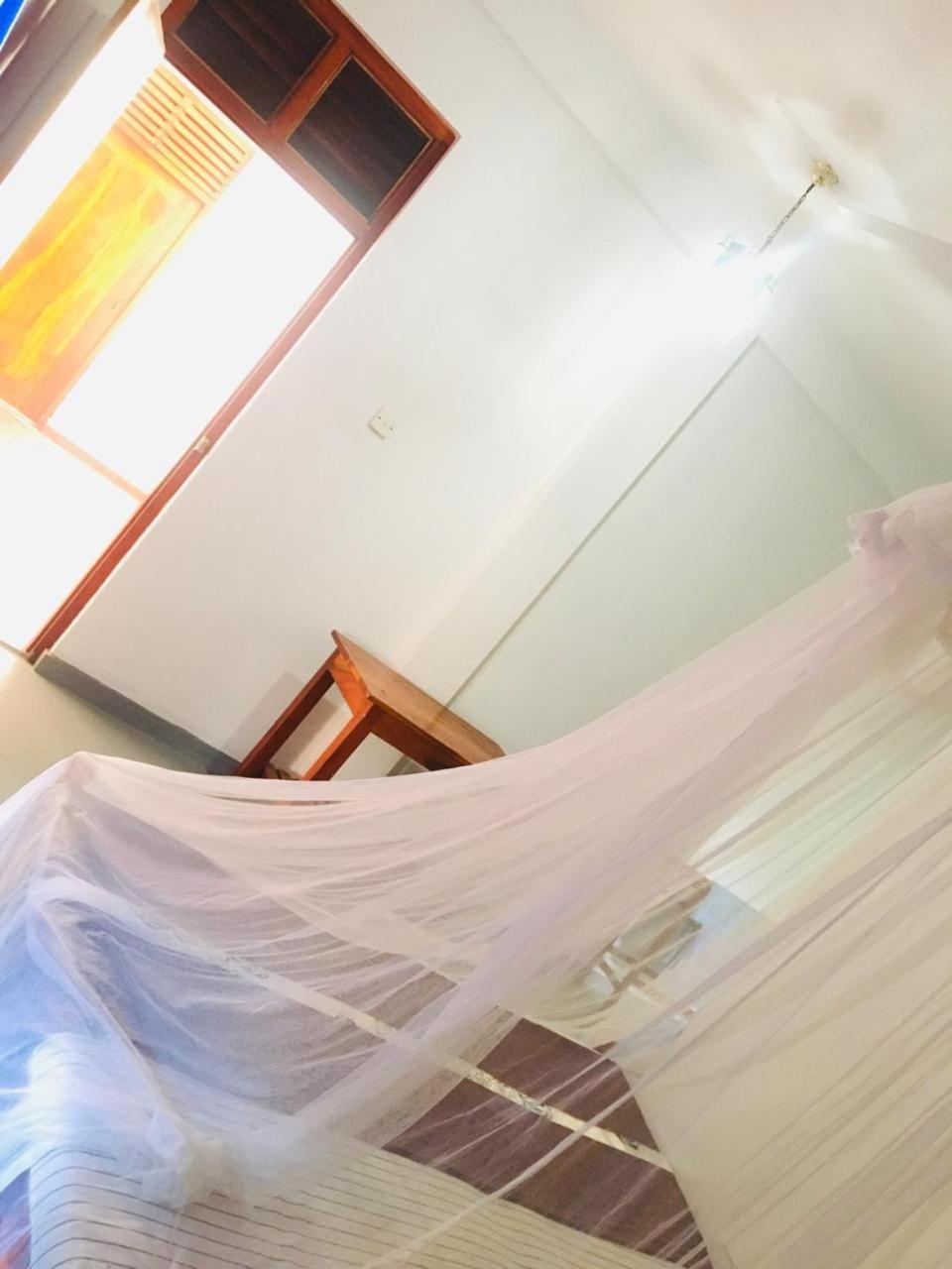Sunrise Guest House & Restaurant Tangalle Εξωτερικό φωτογραφία